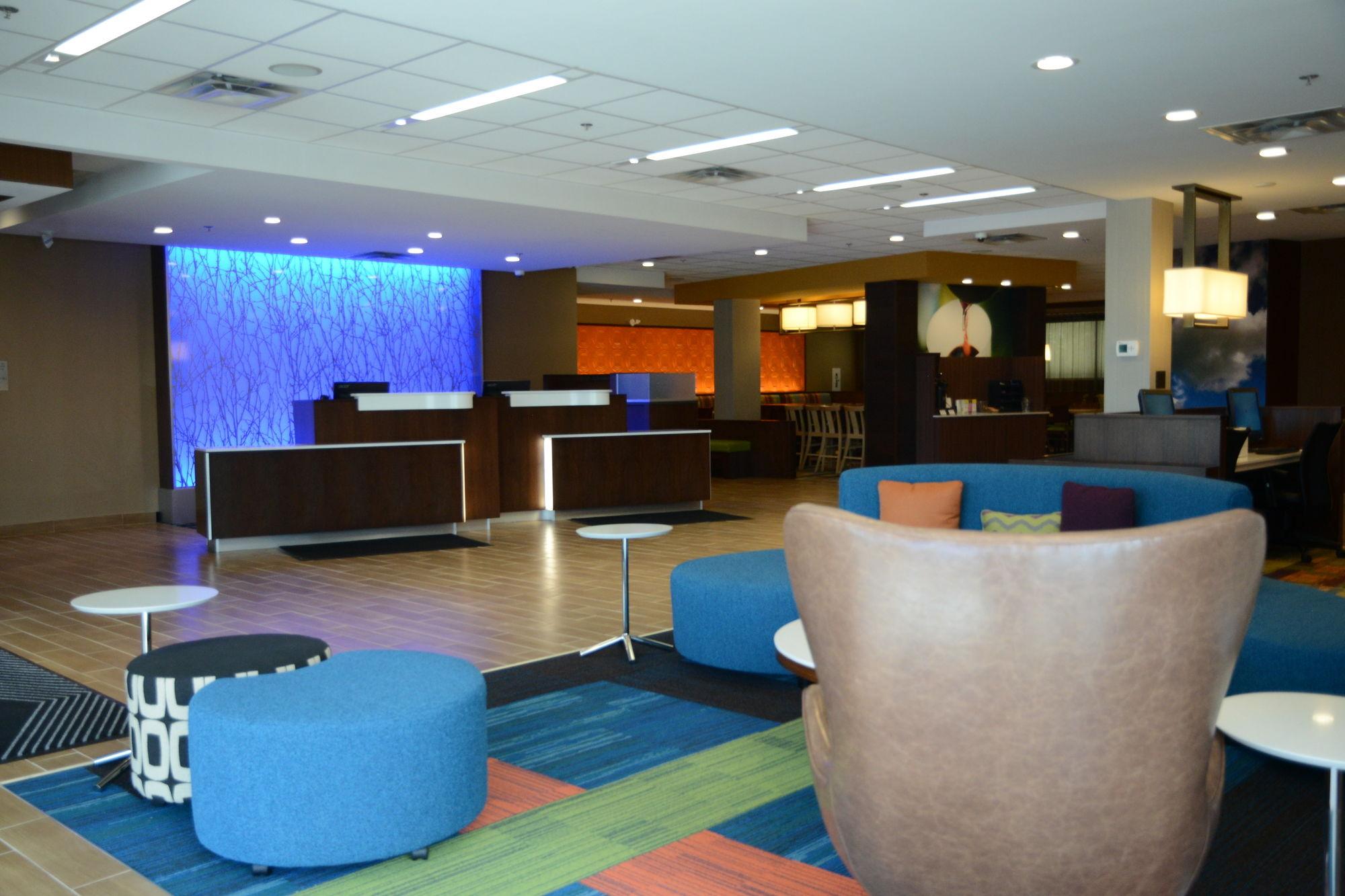 Fairfield Inn & Suites By Marriott Edmonton North Экстерьер фото