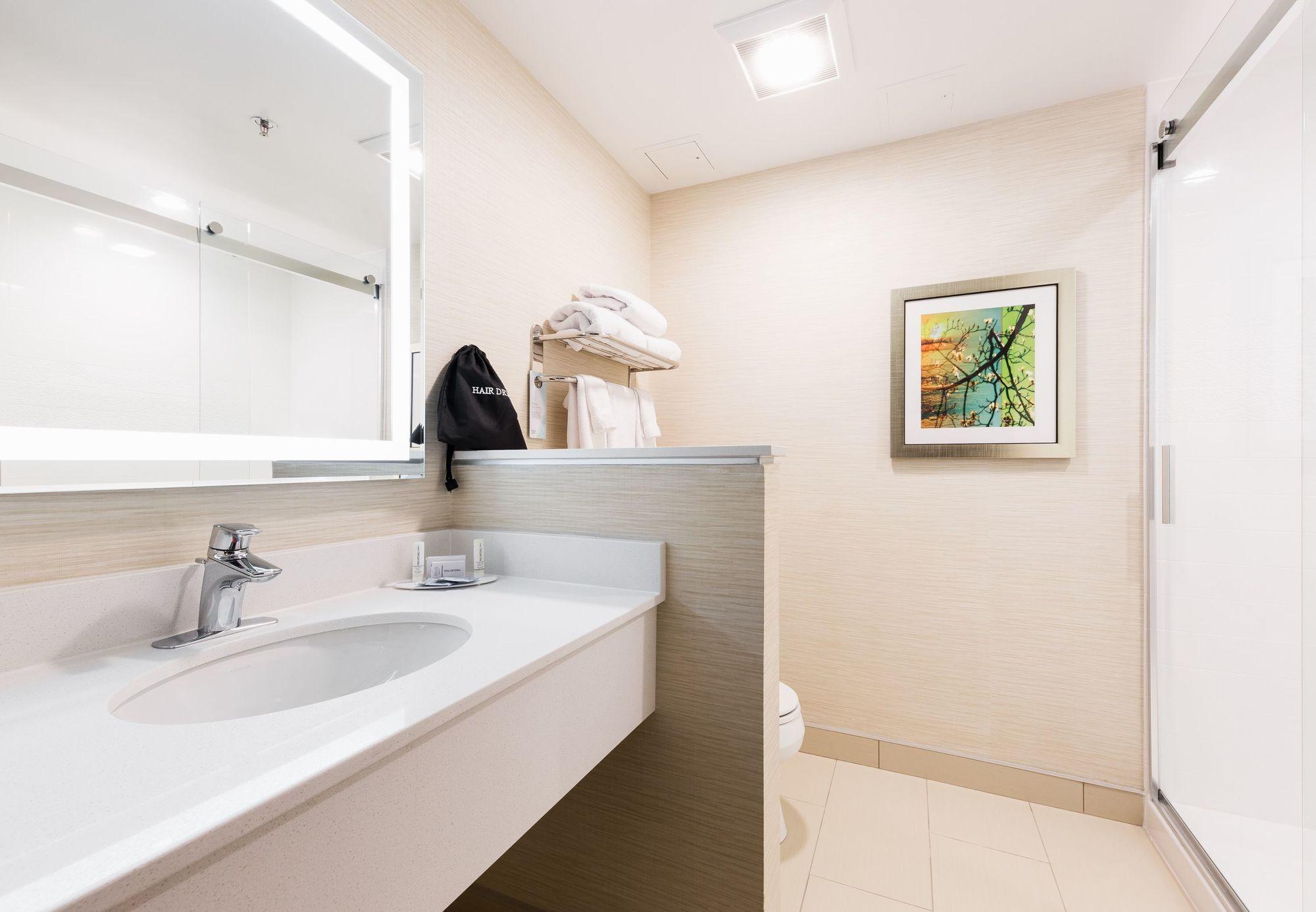Fairfield Inn & Suites By Marriott Edmonton North Экстерьер фото