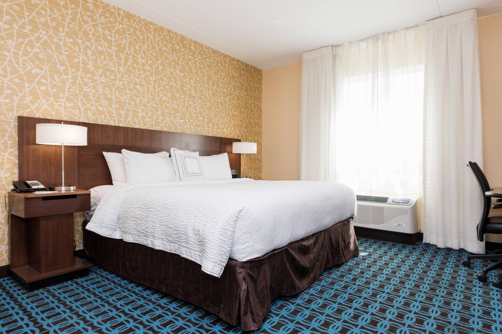 Fairfield Inn & Suites By Marriott Edmonton North Экстерьер фото