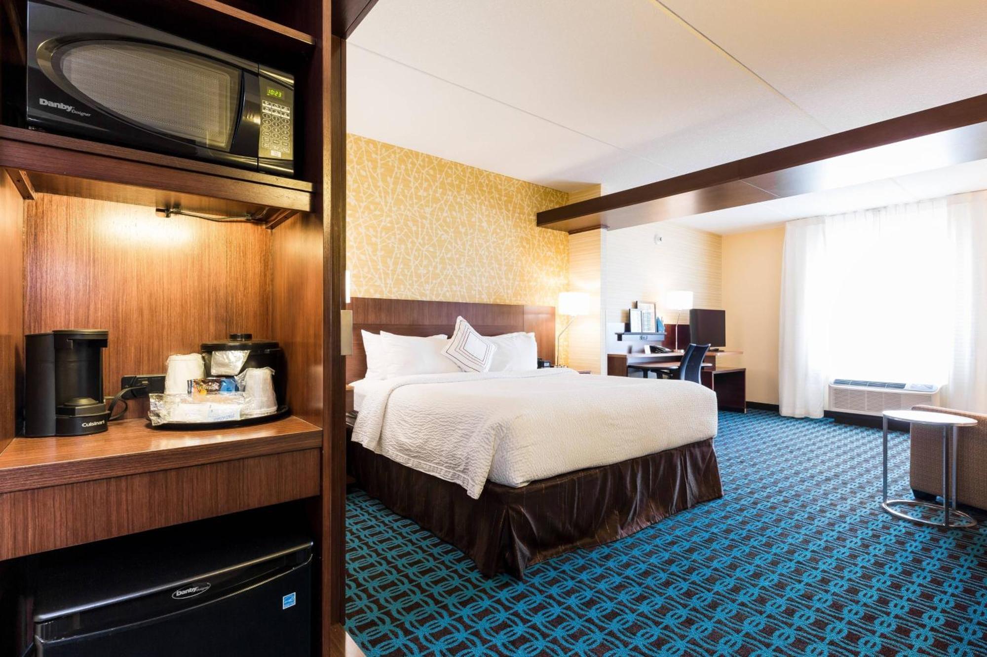 Fairfield Inn & Suites By Marriott Edmonton North Экстерьер фото