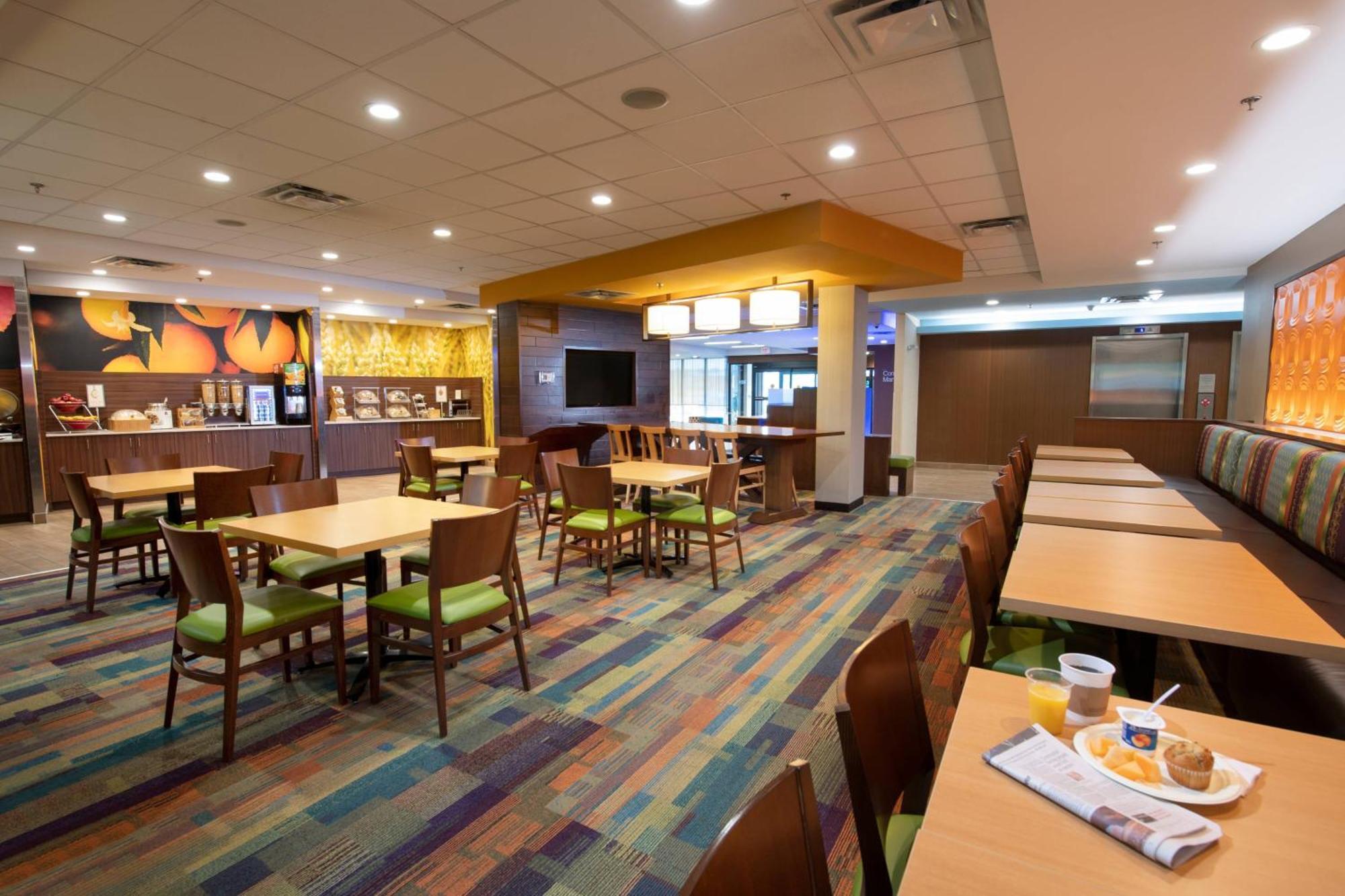 Fairfield Inn & Suites By Marriott Edmonton North Экстерьер фото